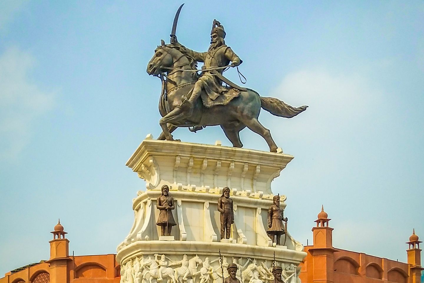 Maharaja Ranjit Singh Statue Amritsar